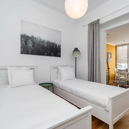 Gorgeous Flat With Terrace In Belem *