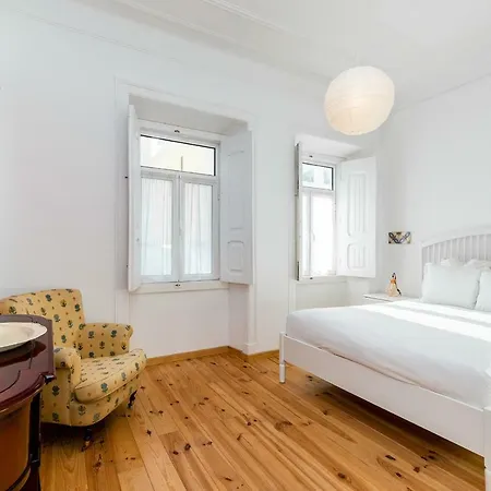 Gorgeous Flat With Terrace In Belem *